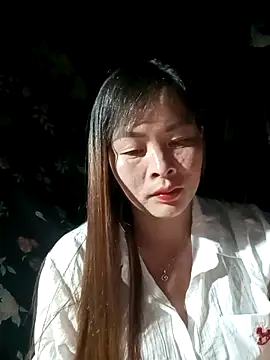 Bling sexy online show from April 17, 2026, 12:30 pm