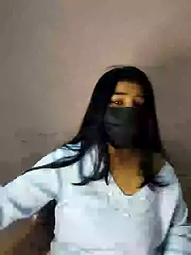 Snapshot of Shona_babu- chatting on February 9, 2026, 7:01 am Shona babu- online show from February 9, 2026, 7:01 am