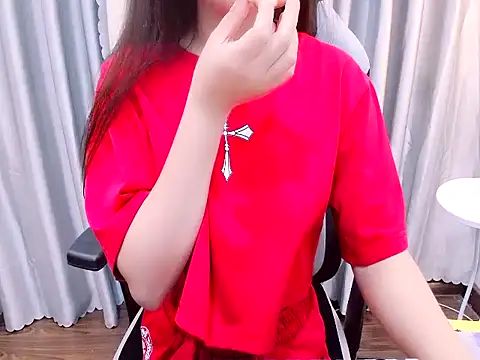 Nara2xx online show from April 15, 2026, 1:51 pm