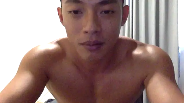 Snapshot of Yooo17 chatting on April 23, 2026, 4:35 am Yooo17 online show from April 23, 2026, 4:35 am
