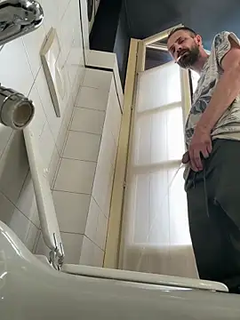 hotsexmi online show from February 9, 2026, 10:52 am