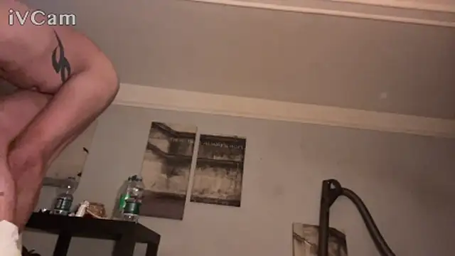 hotsexmi online show from February 13, 2026, 2:51 am