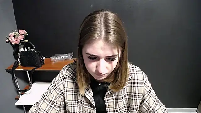 Snapshot of Sunny_siren chatting on January 15, 2026, 1:48 pm Sunny siren online show from January 15, 2026, 1:48 pm