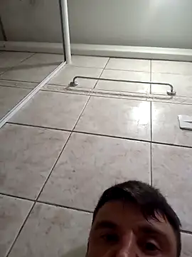 gato rafaelzn36 online show from March 17, 2026, 4:39 am