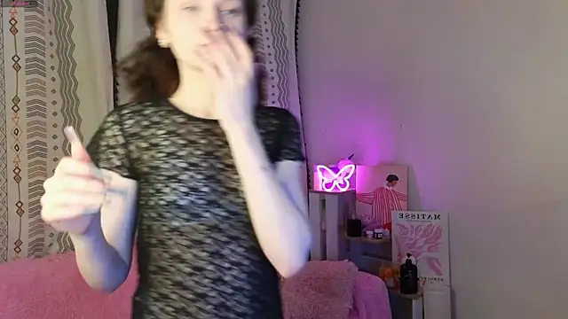 CarmaOlen online show from April 2, 2026, 7:11 pm