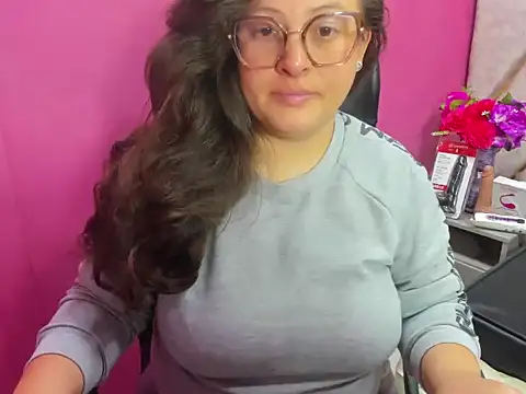 Sarah Boobs  online show from March 31, 2026, 3:30 am