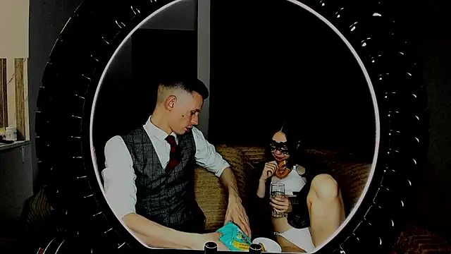 monikalarsen online show from April 3, 2026, 5:22 pm