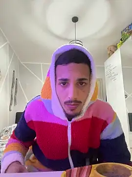 piccolo2002 online show from March 6, 2026, 4:03 pm