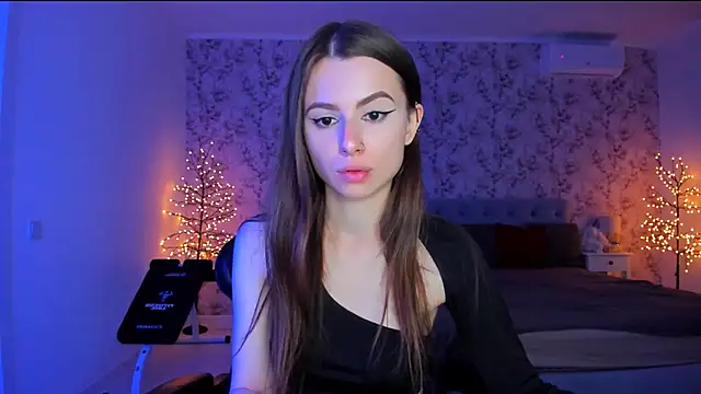 Hot Molly5 online show from June 26, 2026, 6:56 pm