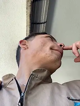 santiObrero online show from January 17, 2026, 3:50 pm