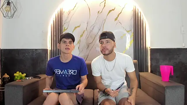 Snapshot of Angel_Villareal chatting on February 26, 2026, 5:06 am Angel Villareal online show from February 26, 2026, 5:06 am