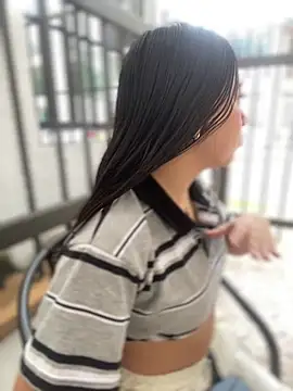 AuroraJohns Pink online show from February 6, 2026, 7:50 pm