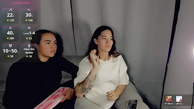 VictoriaHoneyy online show from May 14, 2026, 2:40 am