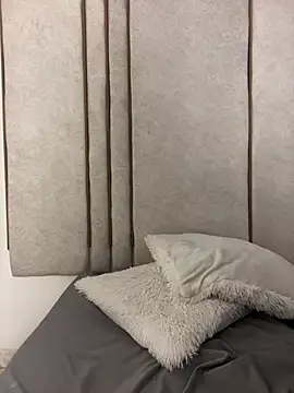 lilithdya online show from February 17, 2026, 11:33 pm