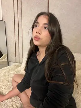 lilithdya online show from March 13, 2026, 11:33 pm