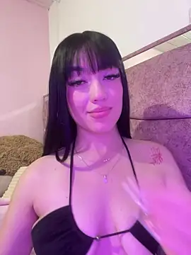 Snapshot of Melody_rousse__ chatting on May 5, 2026, 9:23 pm Melody rousse online show from May 5, 2026, 9:23 pm