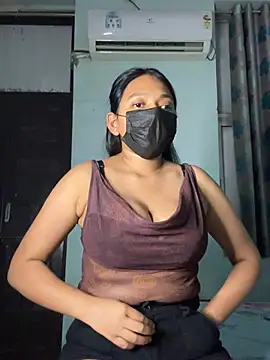 RadhikaHotty online show from March 27, 2026, 5:45 pm