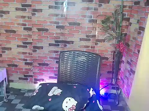 ExoticBigcockQueen online show from February 18, 2026, 9:55 pm