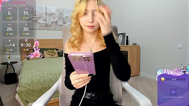 Snapshot of sweet_bl0nde chatting on February 7, 2026, 8:40 am sweet bl0nde online show from February 7, 2026, 8:40 am