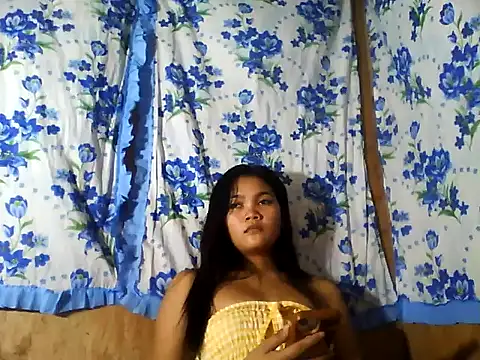PinaySkinnyJust18 online show from July 4, 2026, 10:16 pm