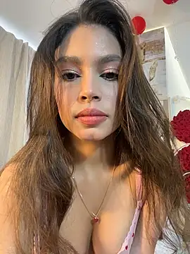 Snapshot of Amaliarand chatting on February 14, 2026, 5:10 pm Amaliarand online show from February 14, 2026, 5:10 pm