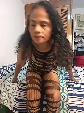 Snapshot of auroracandelax chatting on February 21, 2026, 7:37 pm auroracandelax online show from February 21, 2026, 7:37 pm