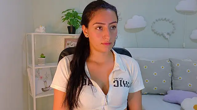 AmmyRouse   online show from February 14, 2026, 11:40 am