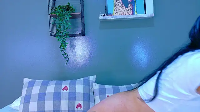 AmmyRouse   online show from March 28, 2026, 11:21 am