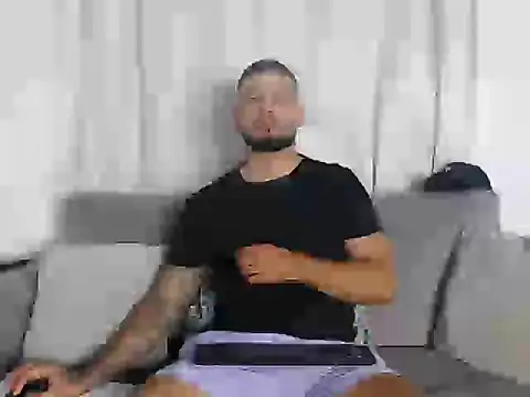 Handsomen69 online show from June 3, 2026, 2:58 am
