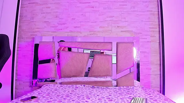 kendall grace online show from April 16, 2026, 11:44 am