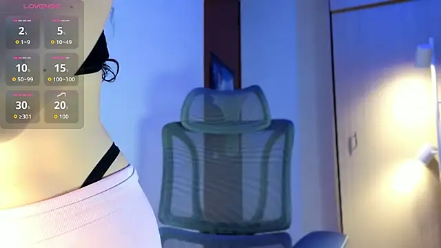 Samantha Ros online show from April 22, 2026, 1:01 pm