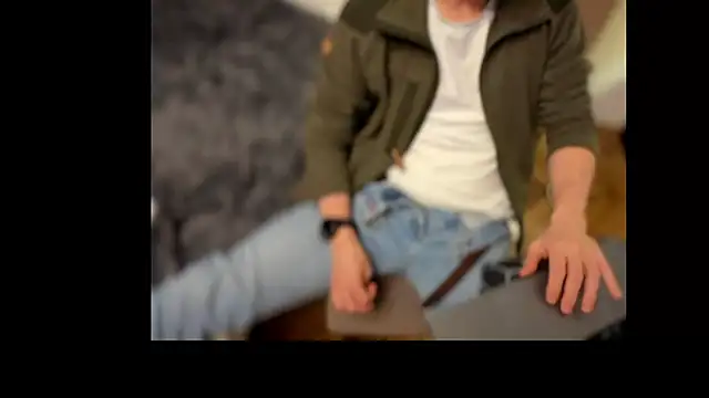 AfterTheRun online show from March 25, 2026, 8:37 pm