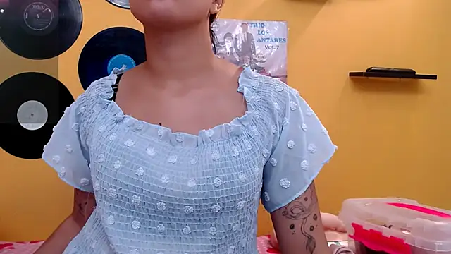 Snapshot of juliette18rose chatting on June 11, 2026, 7:45 pm juliette18rose online show from June 11, 2026, 7:45 pm
