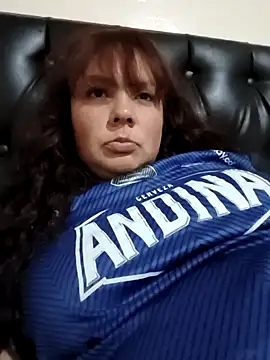 Snapshot of HannaRose- chatting on February 9, 2026, 1:42 am HannaRose- online show from February 9, 2026, 1:42 am