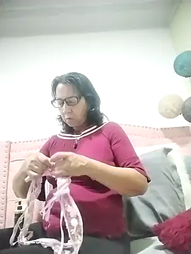 RosseLaure online show from February 4, 2026, 2:28 am