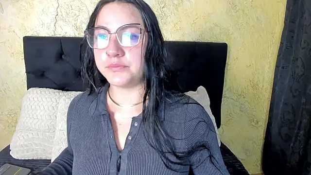 JeniferPowell nm online show from February 23, 2026, 7:11 pm