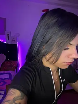 Snapshot of andyy_x chatting on July 15, 2026, 5:45 am andyy x online show from July 15, 2026, 5:45 am