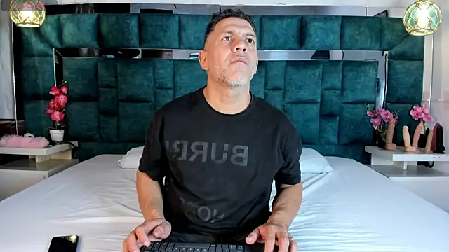 ViceSweet online show from March 28, 2026, 5:29 am