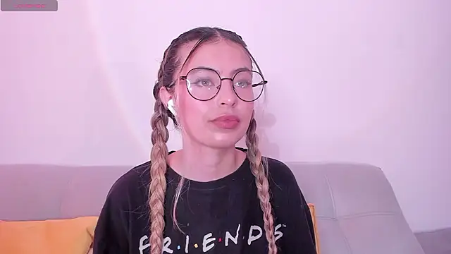 Fernanda aaaa online show from March 2, 2026, 2:02 pm