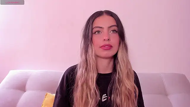 Fernanda aaaa online show from July 17, 2026, 3:50 pm