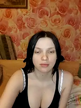 Chamoomile online show from February 14, 2026, 1:13 am