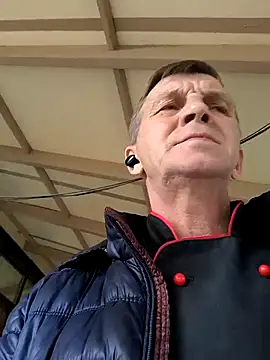 Snapshot of andrei73200 chatting on February 1, 2026, 7:51 am andrei73200 online show from February 1, 2026, 7:51 am