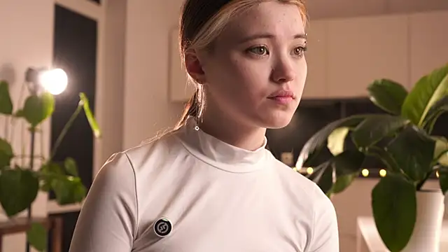 EleniRoeber online show from March 2, 2026, 4:14 pm