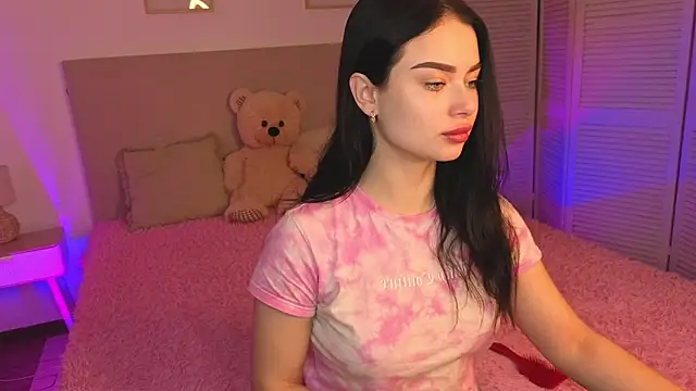 Silena sky online show from March 6, 2026, 7:49 am