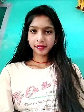 Snapshot of Juli_cut chatting on March 16, 2026, 8:18 am Juli cut online show from March 16, 2026, 8:18 am