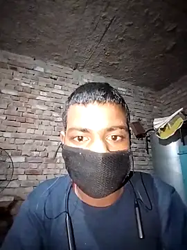 xx couple online show from February 6, 2026, 4:43 pm