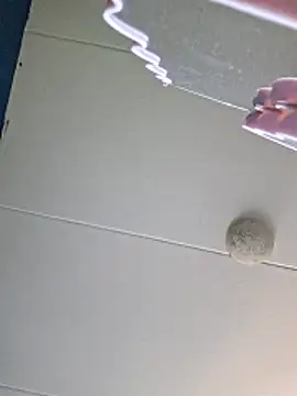 dewimp1 online show from April 14, 2026, 4:13 pm