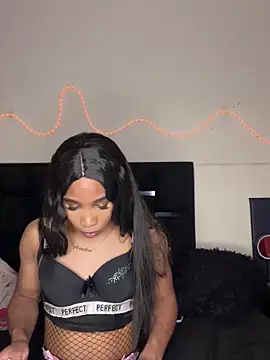 YourDreamReal online show from March 3, 2026, 10:59 pm