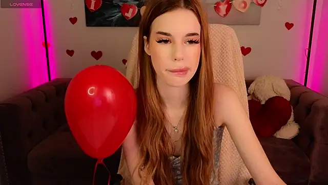 Snapshot of Anna_Lumina chatting on February 13, 2026, 9:00 pm Anna Lumina online show from February 13, 2026, 9:00 pm