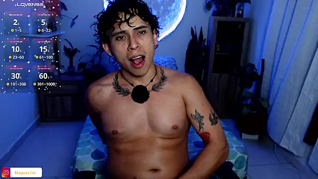 Magnuz Col online show from February 26, 2026, 3:49 am